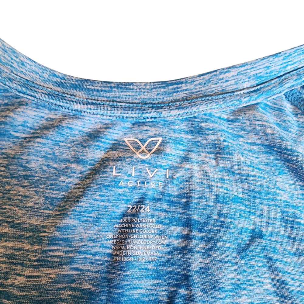 🛍 3 For $25 Sale 🛍 Plus Size Women's Blue T-Shirt - Picture 4 of 5